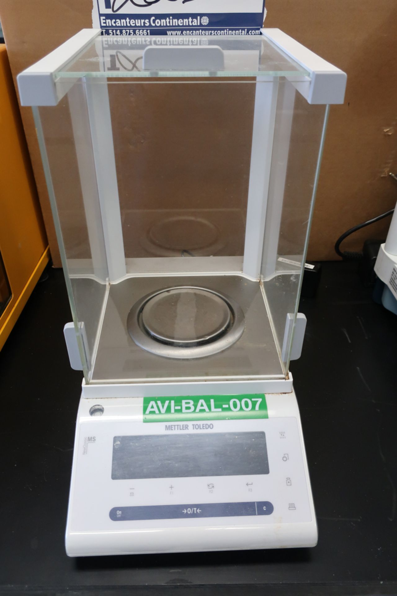 METLER TOLEDO NEWCLASSIC MS204S ANALYTICAL SCALE