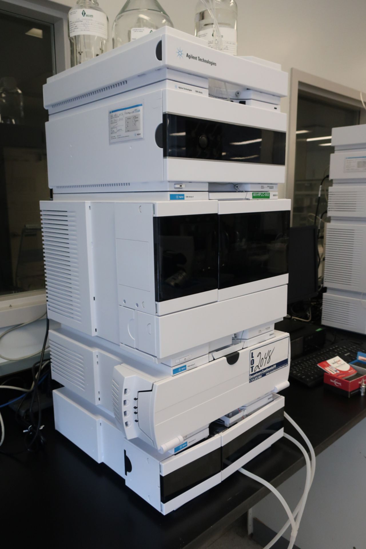 HPLC AGILENT 1260 INFINITY II AUTOSAMPLER C/W: MODULE G5611A, 1260 BIO QUAT PUMP S/N : DEAB600278, - Image 2 of 10