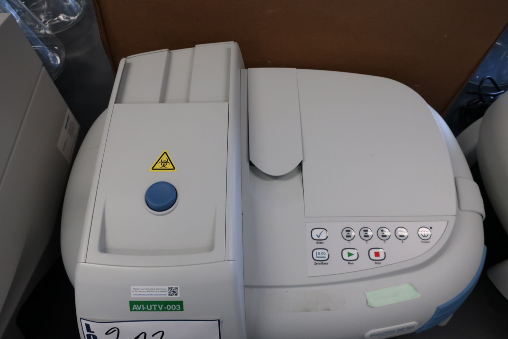 THERMO SCIENTIFIC EVOLUTION 260 BIO SPECTROPHOTOMETER, S/N: 5A6S356003 - Image 3 of 6