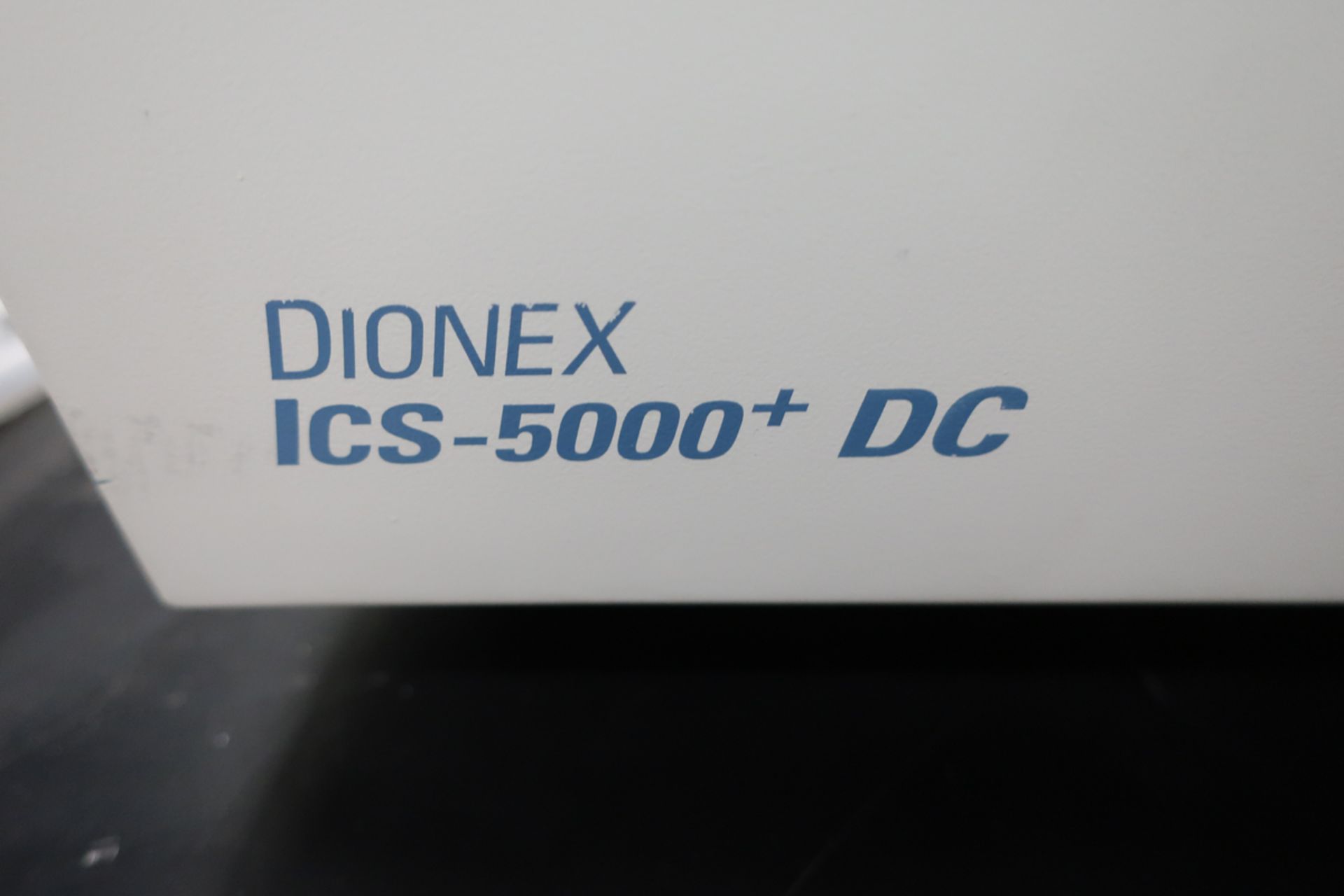 THERMO SCIENTIFIC ION CHROMATOGRAPH (2017) C/W DIONEX AS-AP MODULE, DIONEX ICS-5000 DC-5 MODULE S/N: - Image 5 of 8