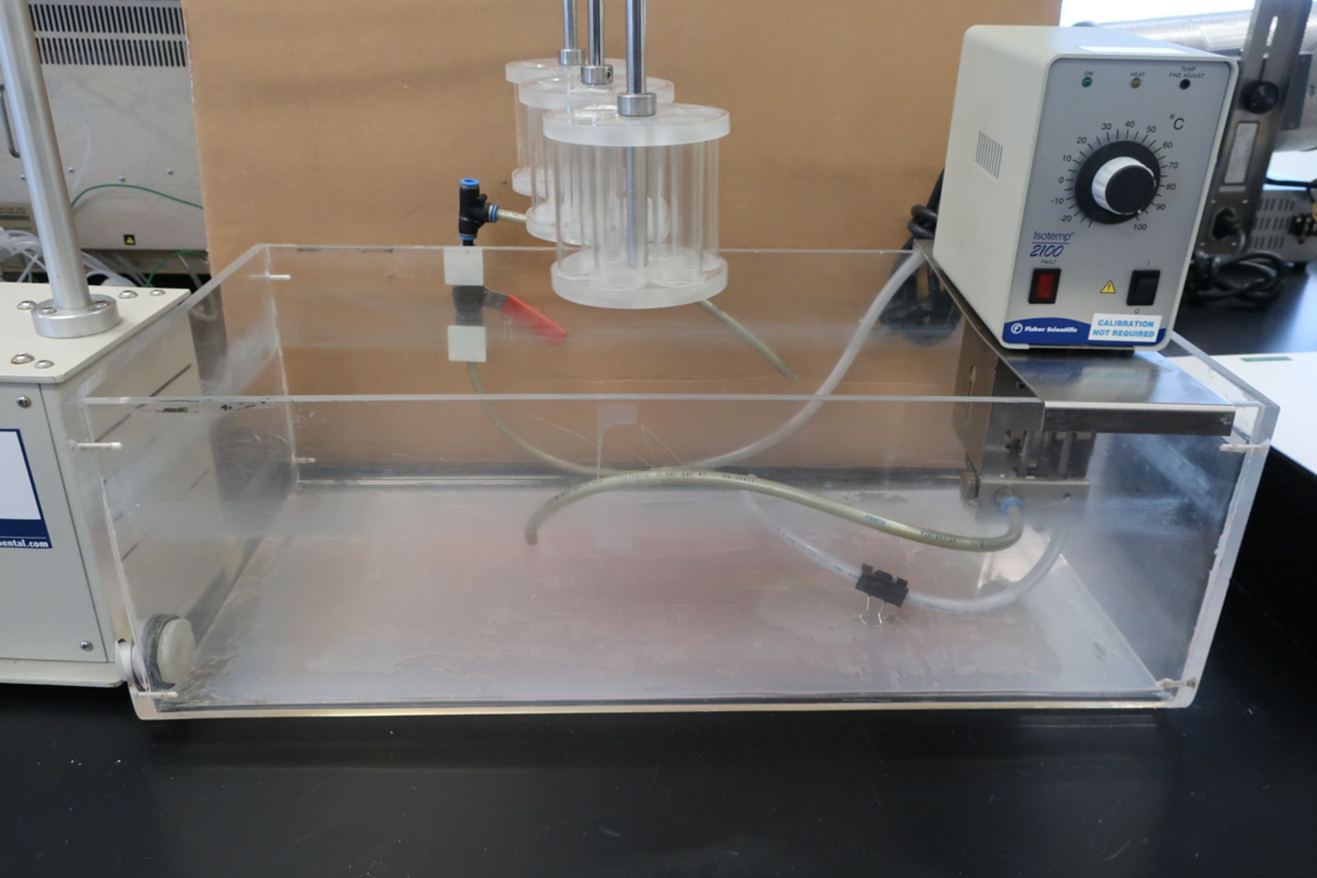 DESINTEGRATION SYSTEM C/W VANKEL TESTER, ISOTEMP HEATER & BASSIN - Image 2 of 5