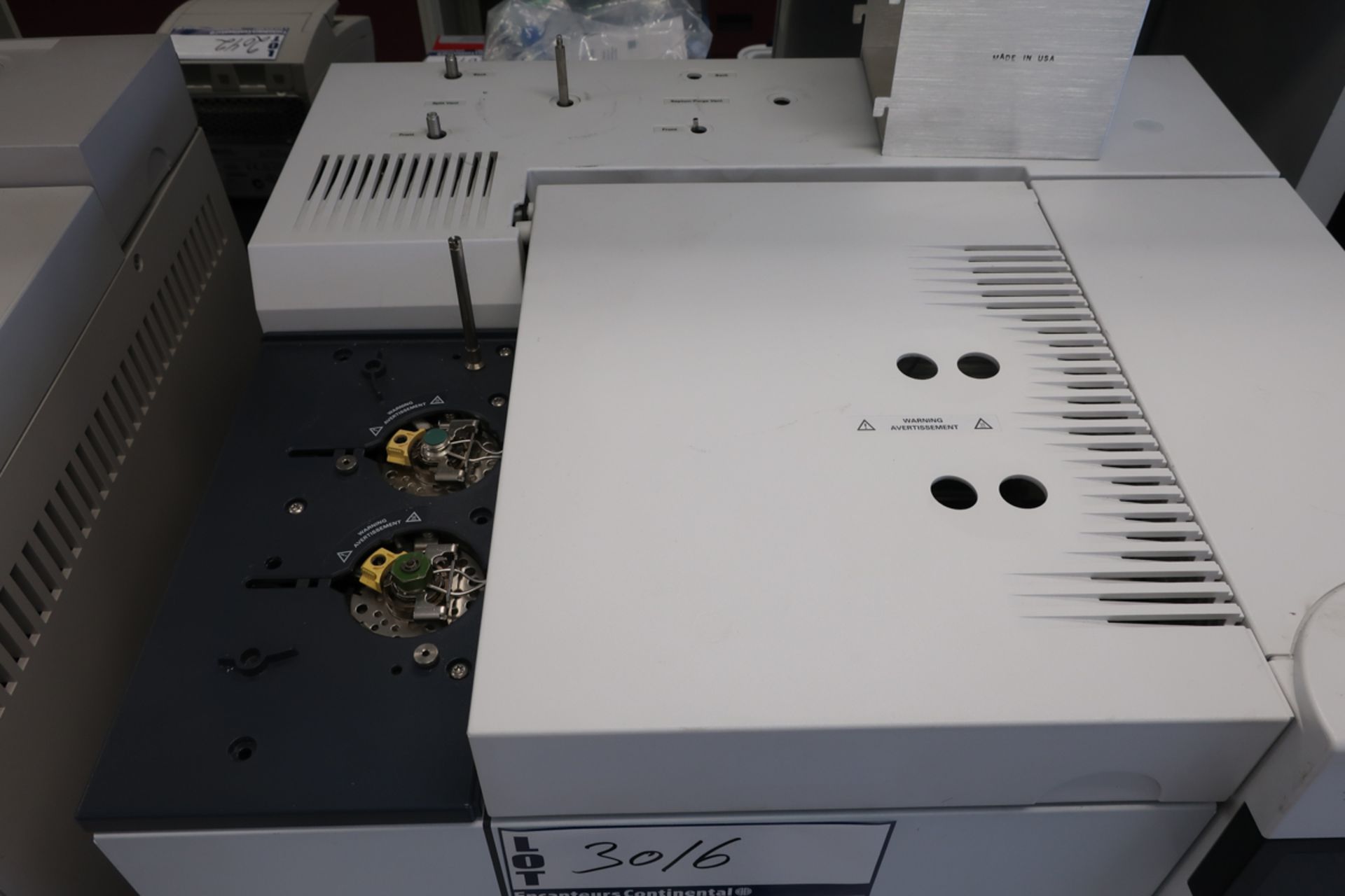 AGILENT GC 7890A WITH TWO DETECTOR FID AND TWO INJECTOR ** NOT PART OF THE BULK - Image 3 of 4