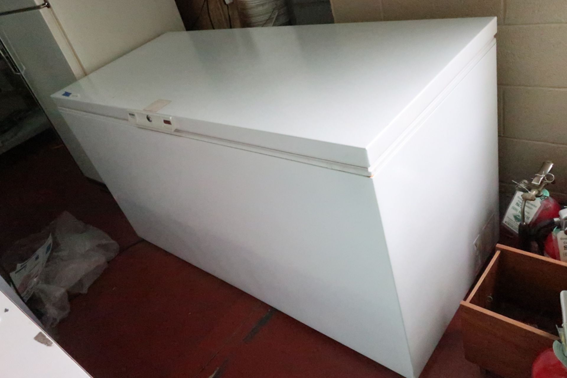 horizontal freezer kenmore 30"x27"x65