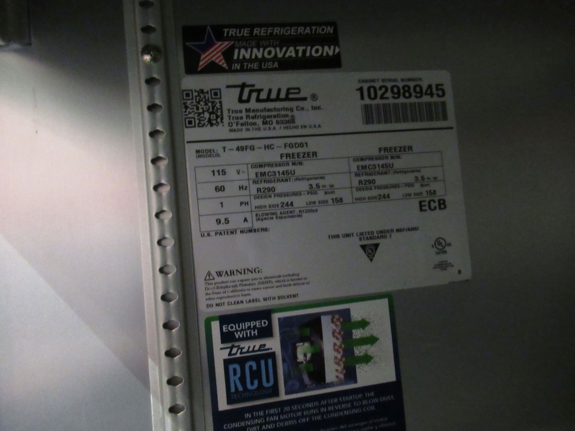 TRUE T-49FG-HC-FGD-01, 54" GLASS DOOR FREEZER, R290 HYDROCARBON REFRIGERANT, LED LIGHTING, * - Image 2 of 5