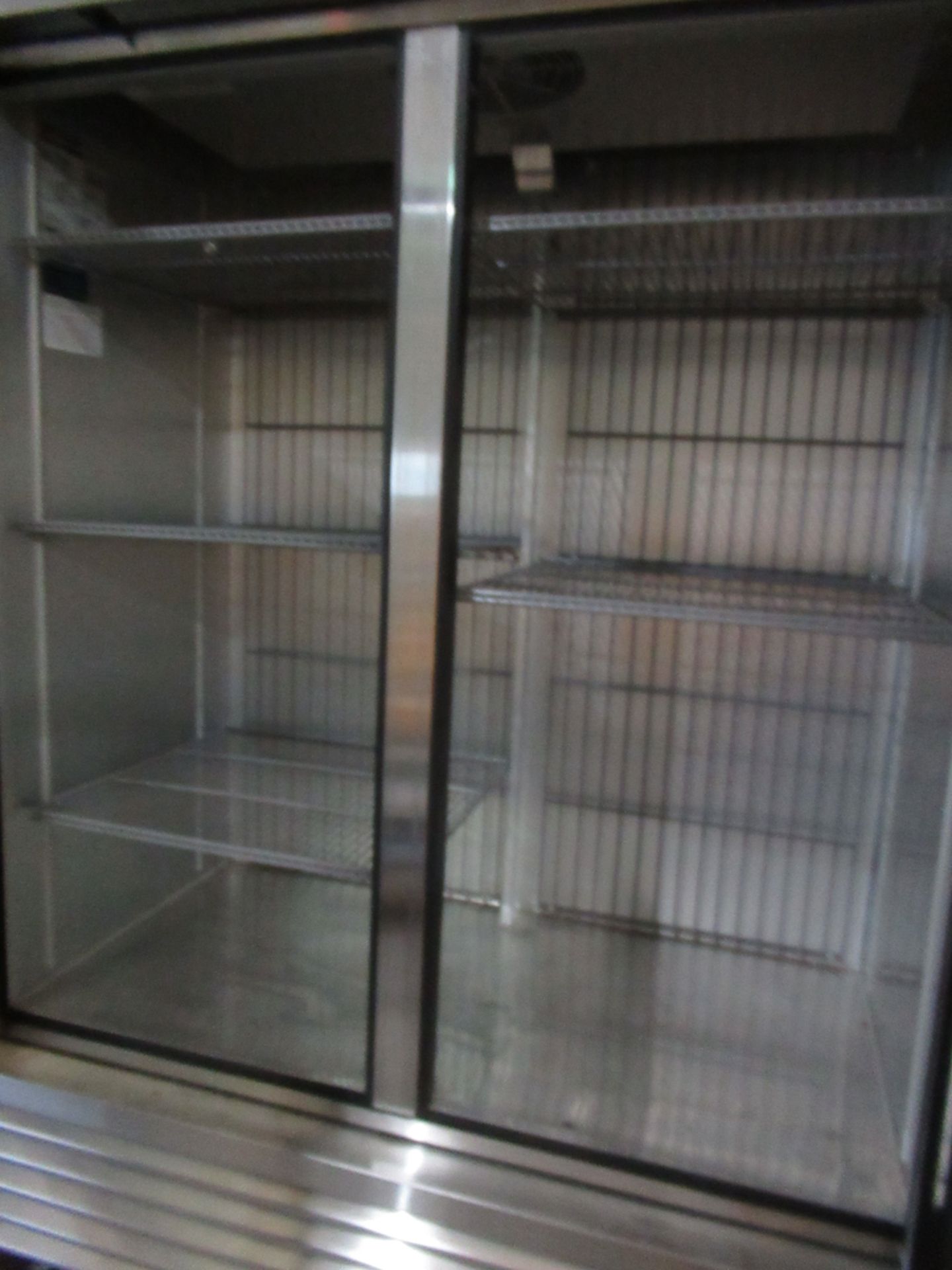 TRUE T-49G-HC-FGD-01, 54" GLASS DOOR REFRIGERATOR, R290 HYDROCARBON REFRIGERANT, LED LIGHTING , S/ - Image 3 of 3