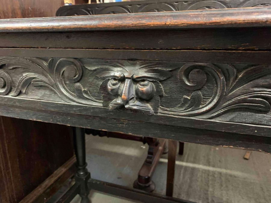 A Victorian carved oak sideboard, with single long - Bild 5 aus 7