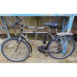 26" Wolf Technic gents bicycle with mudguards & ca