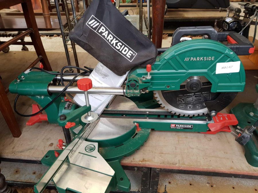 Parkside MPKZ2000A1 mitre saw