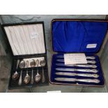 Cased set of knives with loaded silver hallmark ha