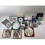 A collection of 20th century collectable ceramics