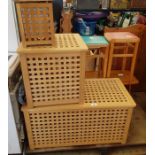 Set of 3 graduating wooden laundry baskets/paper b