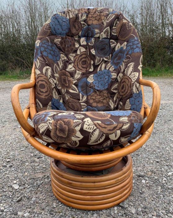 Bamboo & wicker swivel tub chair