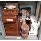 Collection of sewing equipment and items to includ