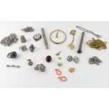 A small collection of assorted jewellery and other