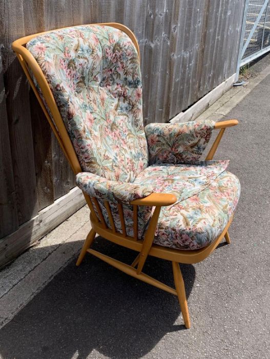 An mid century elm and beech Ercol open armchair - Image 2 of 4