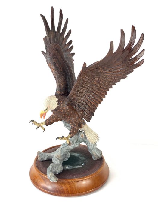 A Franklin Mint ceramic figure 'American Majesty'