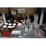 Various items to include Honiton part ceramic serv