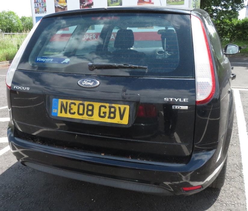 Black Ford Focus TD 115 estate, 1753cc diesel engine - Image 3 of 12