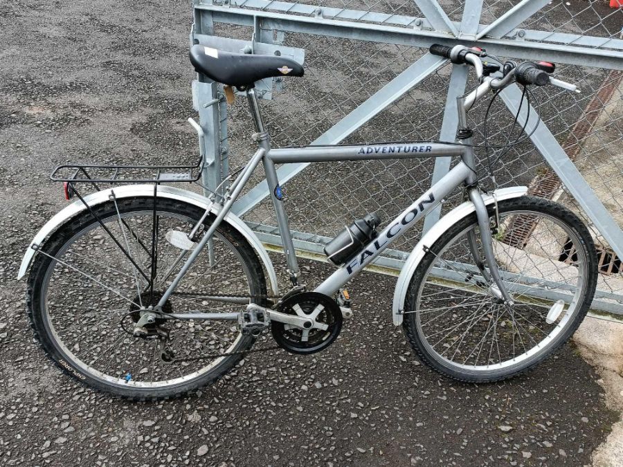 26" Falcon Adventurer gents bicycle mudguards & ca