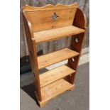 A 20th century open pine book shelf, 109cm high, 5