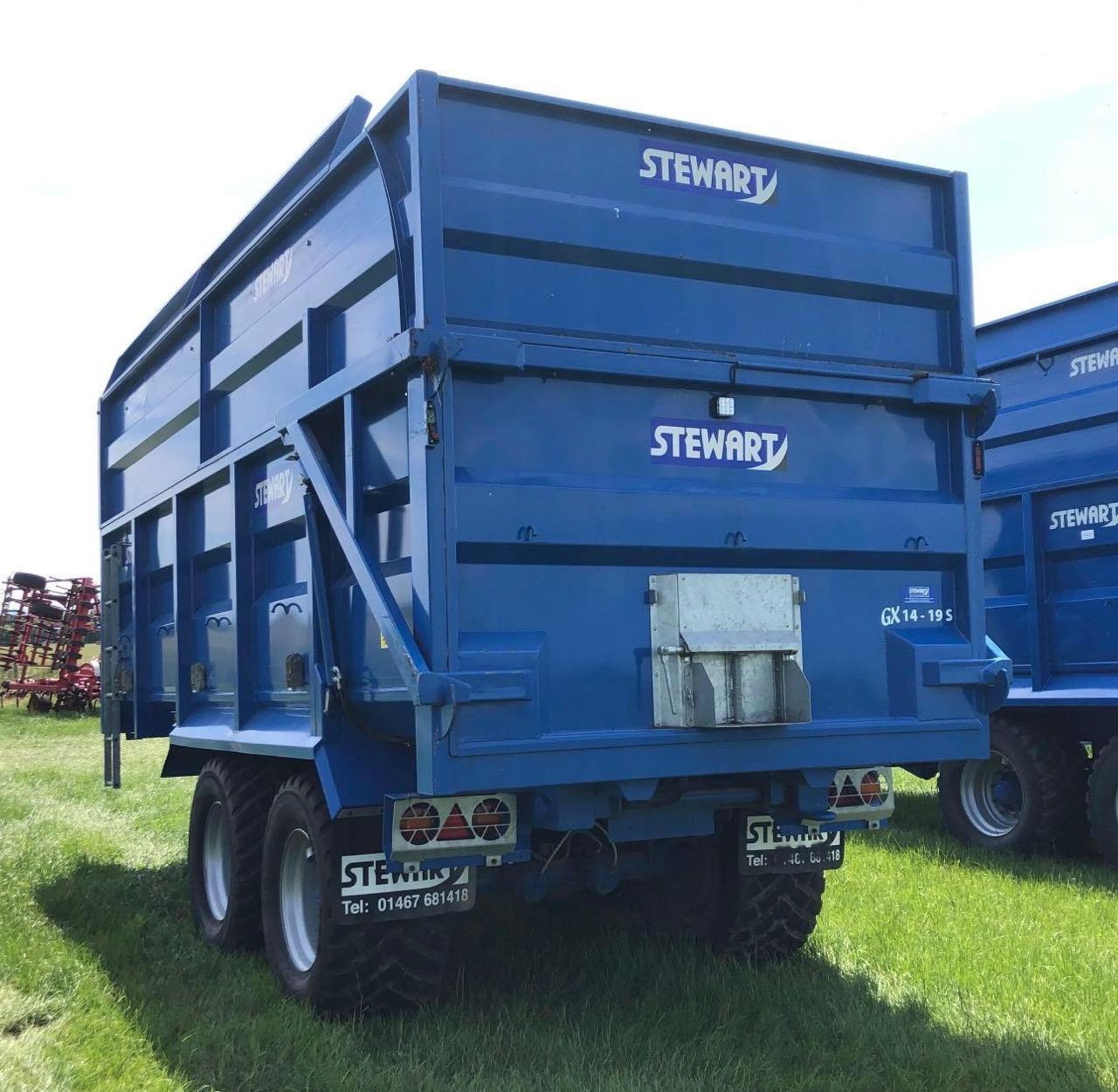 Stewart GX14-195 14T Twin Axle Grain Trailer c/w Lights, Sprung Draw Bar & Axles, Hydraulic Air - Image 3 of 5