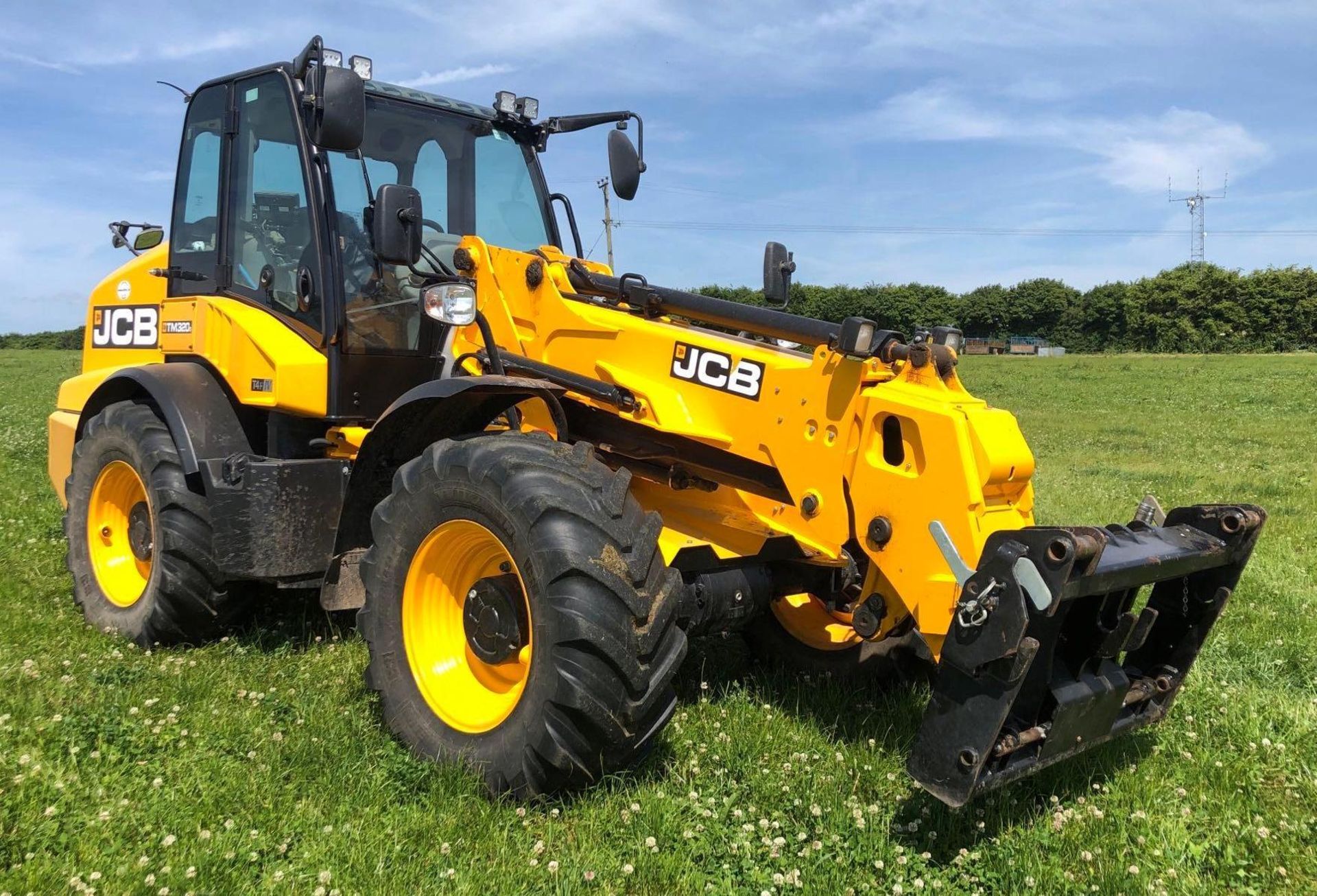 JCB TM3205 T4FIV Telehandler (PUH). Reg: HN20 OTP. 1,230 hours. Tyres 40%. (Owned New)