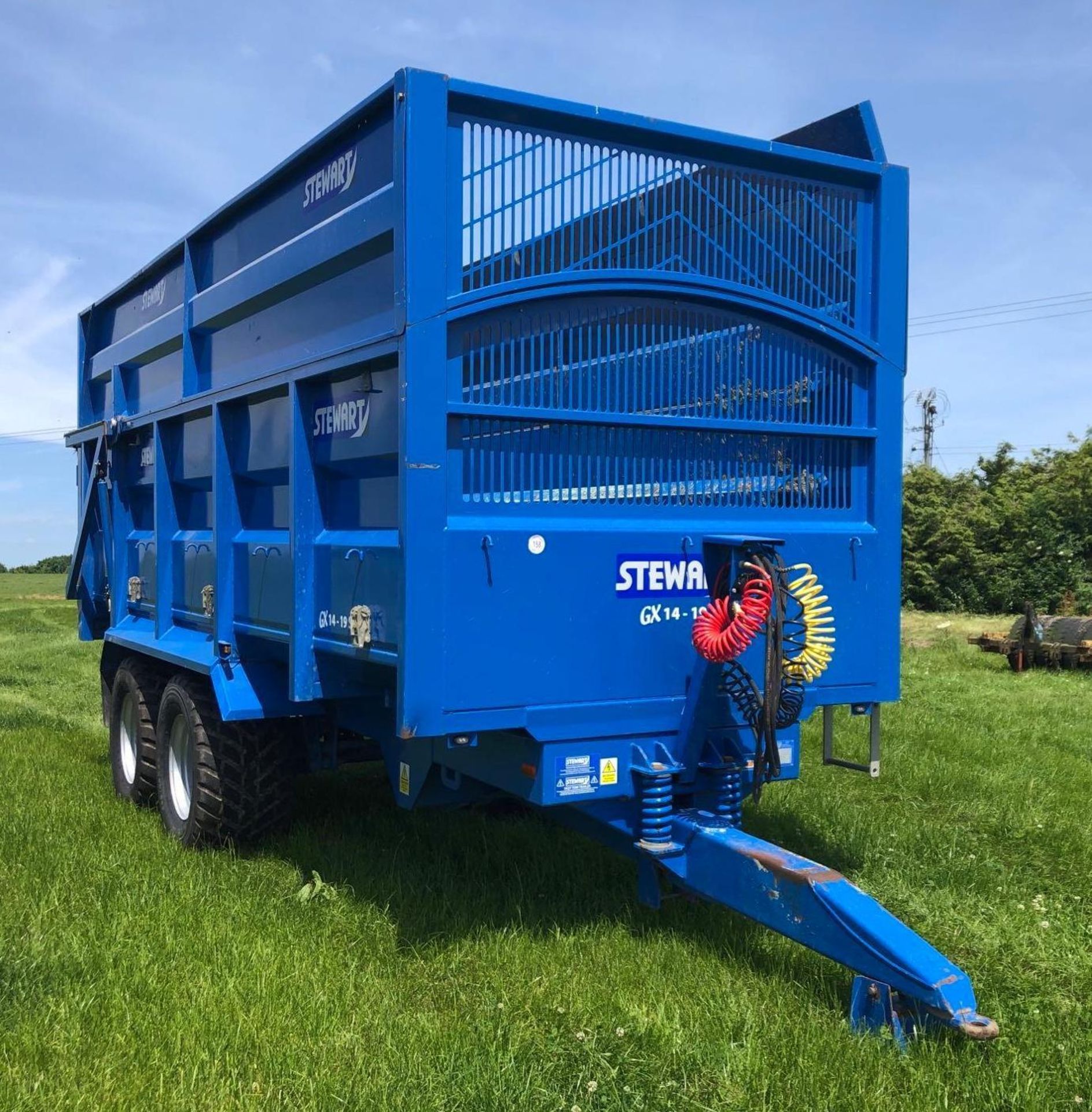 Stewart GX14-195 14T Twin Axle Grain Trailer c/w Lights, Sprung Draw Bar & Axles, Hydraulic Air