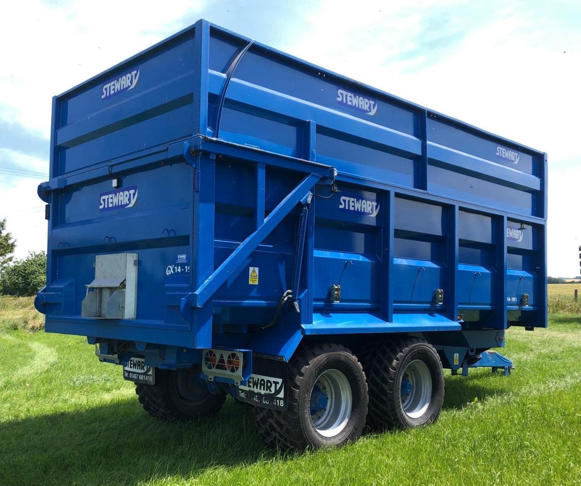 Stewart GX14-195 14T Twin Axle Grain Trailer c/w Lights, Sprung Draw Bar & Axles, Hydraulic Air - Image 2 of 5