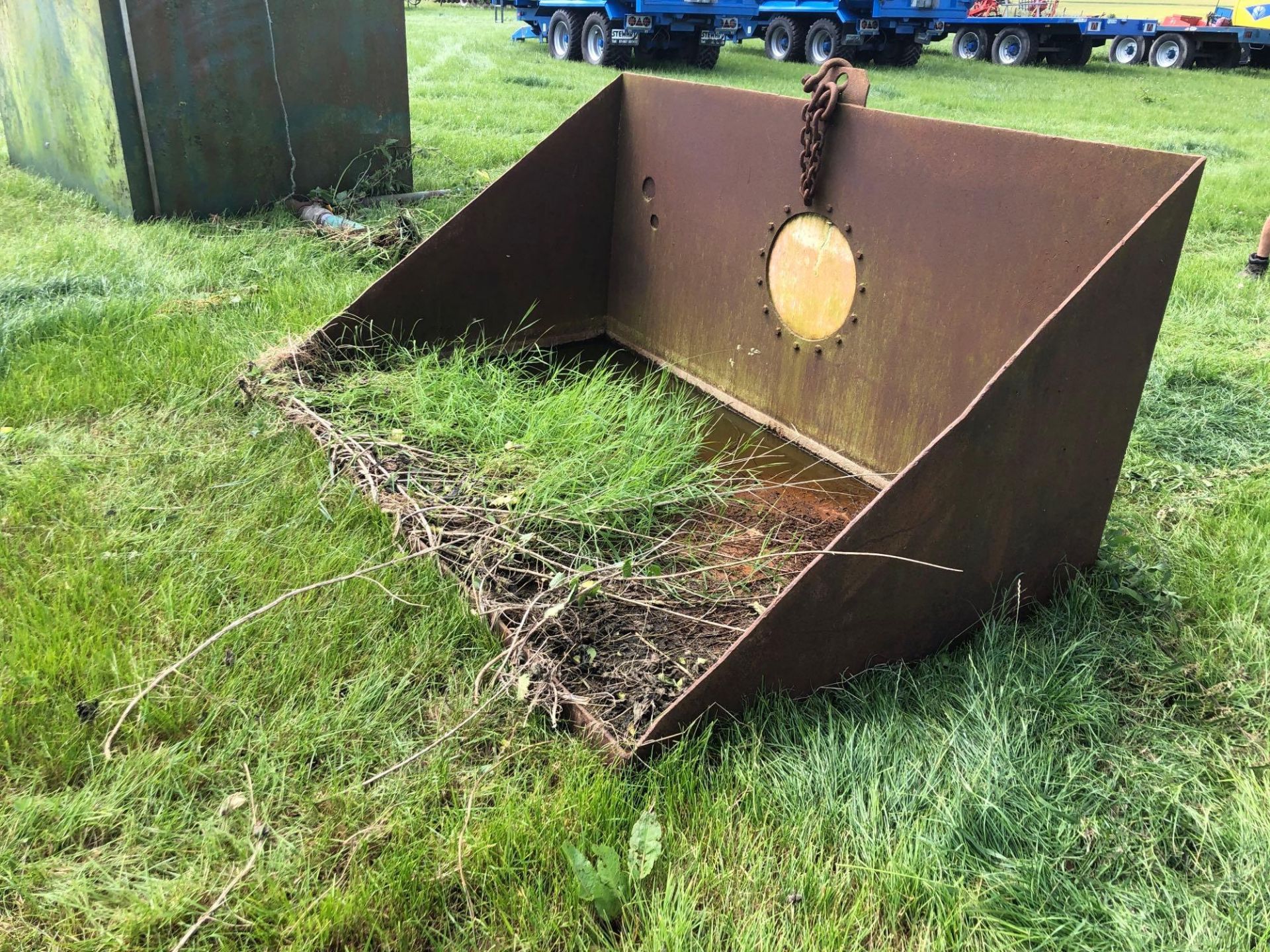 Steel Half Tank Bunker - Image 2 of 2