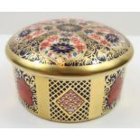 A Royal Crown Derby 'Old Imari' pattern box and co