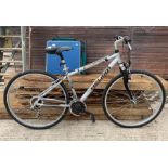 28" Helium Crosstrack gents bicycle with sprung fo