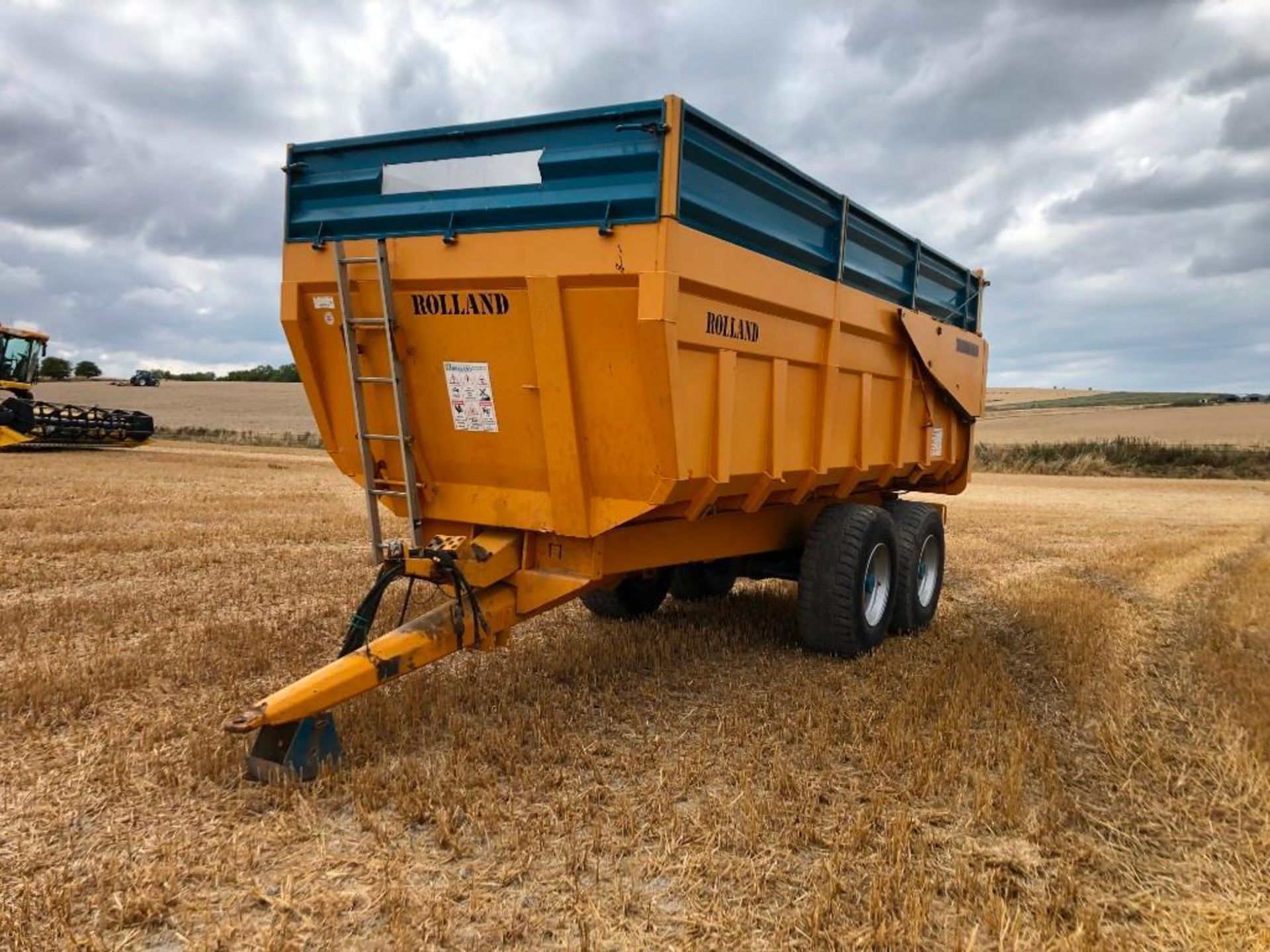 Rolland DM013 Twin Axle Turbo 140 Grain Trailer c/w Sprung Draw Bar & Axle, Hydraulic Tail Gate (SN: - Image 6 of 7