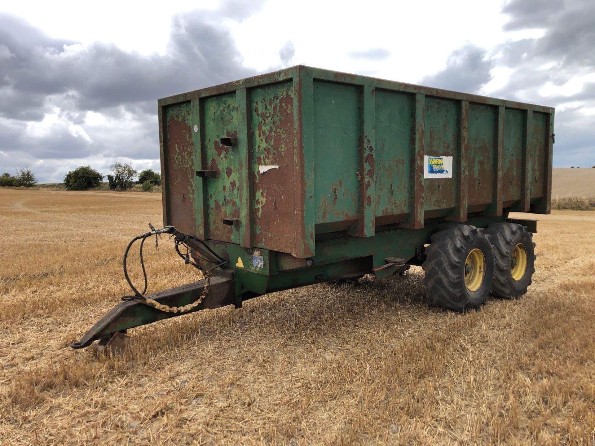 Warwick 11T Twin Axle Manual Tail Gate Grain Trailer (1985) - Image 3 of 5