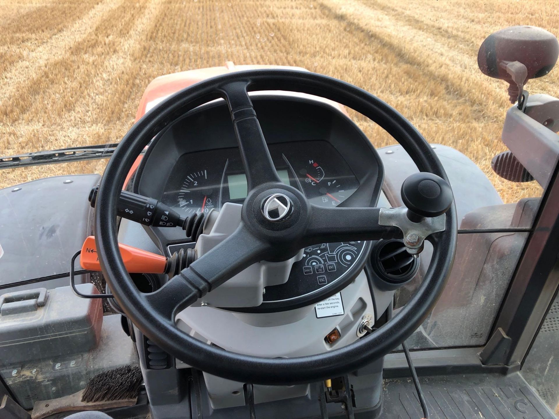 Kubota M7172 Premium KVT 4w Tractor. 4 Cylinder, Front Linkage & PTO, Rear Wheel Weights, 4 Spool - Image 8 of 10