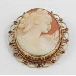 A 9 carat gold shell cameo brooch, with a wire and