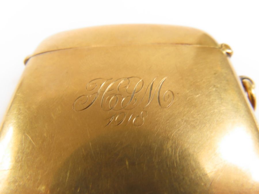 A 9 carat gold vesta case, Chester 1912, monogramm - Image 8 of 9