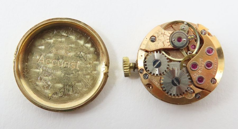 Accurist, a ladies gold wristwatch, the round gold - Image 6 of 6