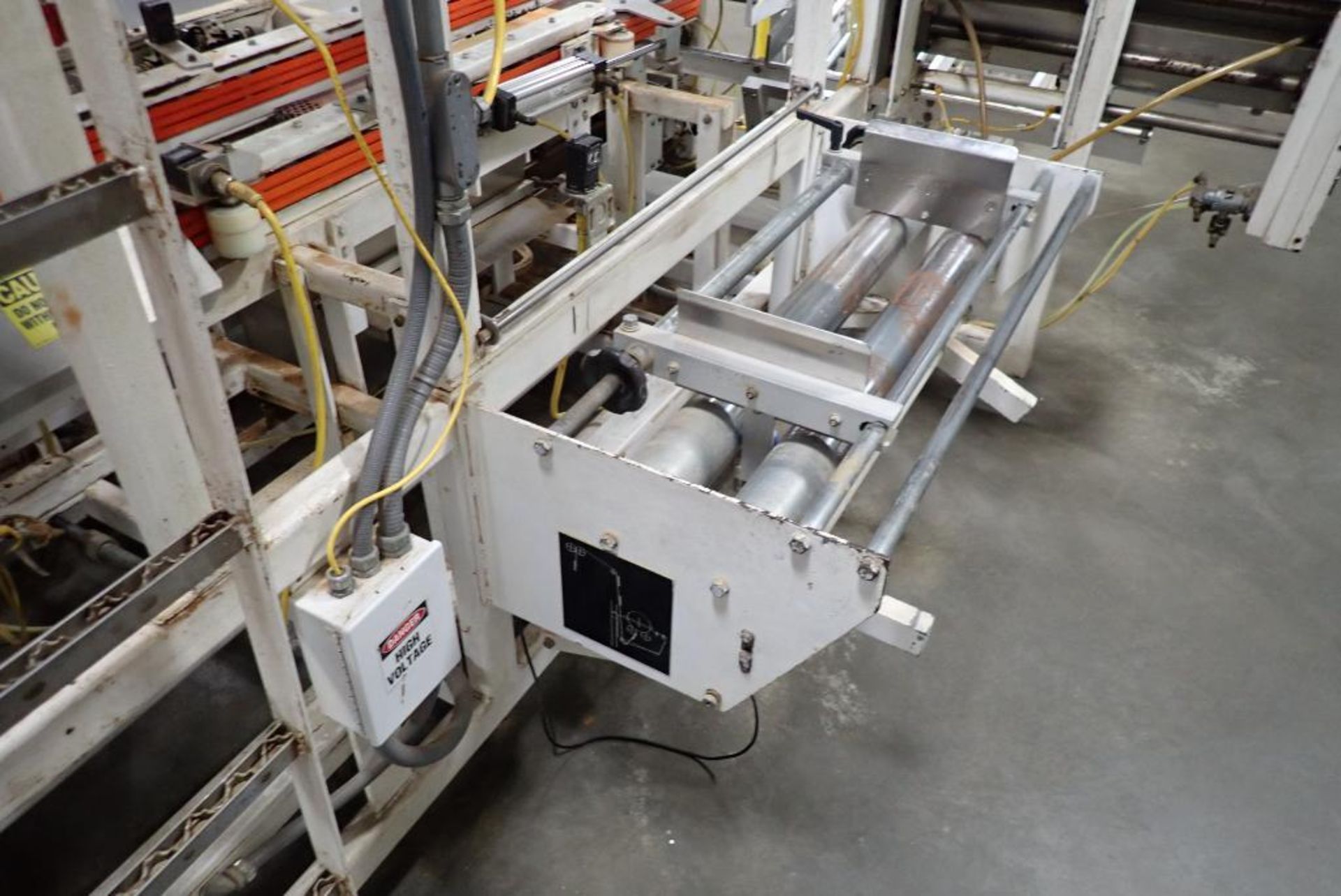 K and R Poly case erector bag inserter - Image 13 of 31