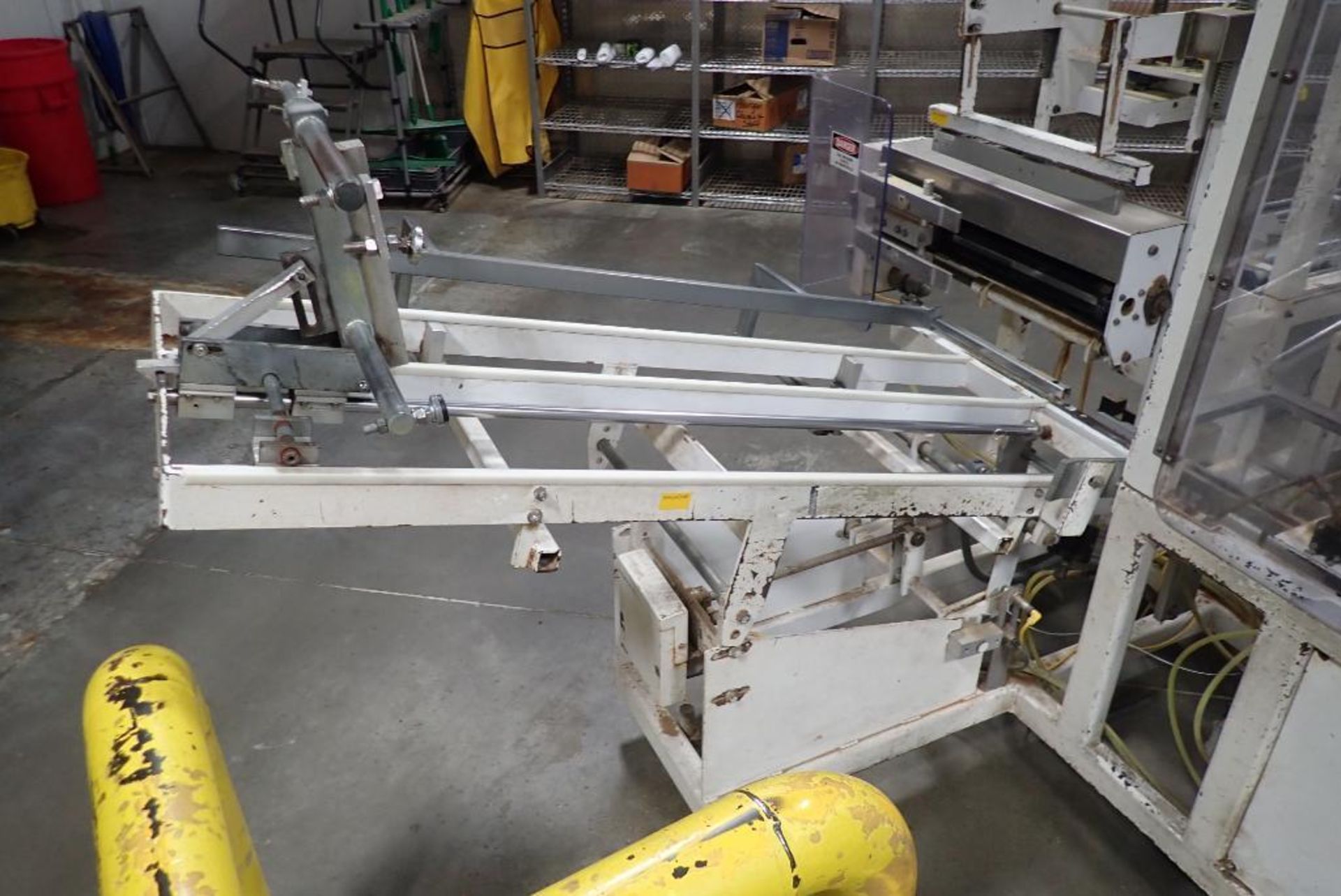 K and R Poly case erector bag inserter - Image 10 of 31