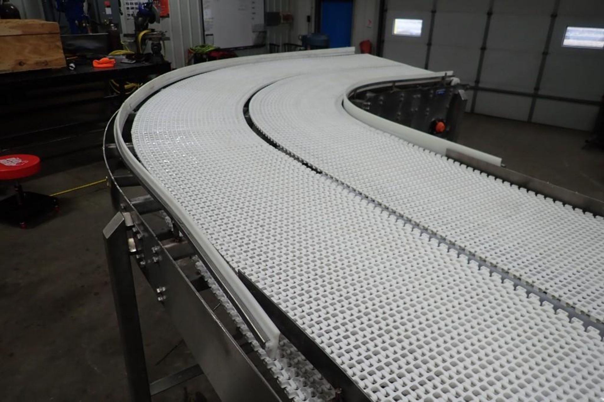 Dual Lane 90 Degree Conveyor - Image 21 of 24