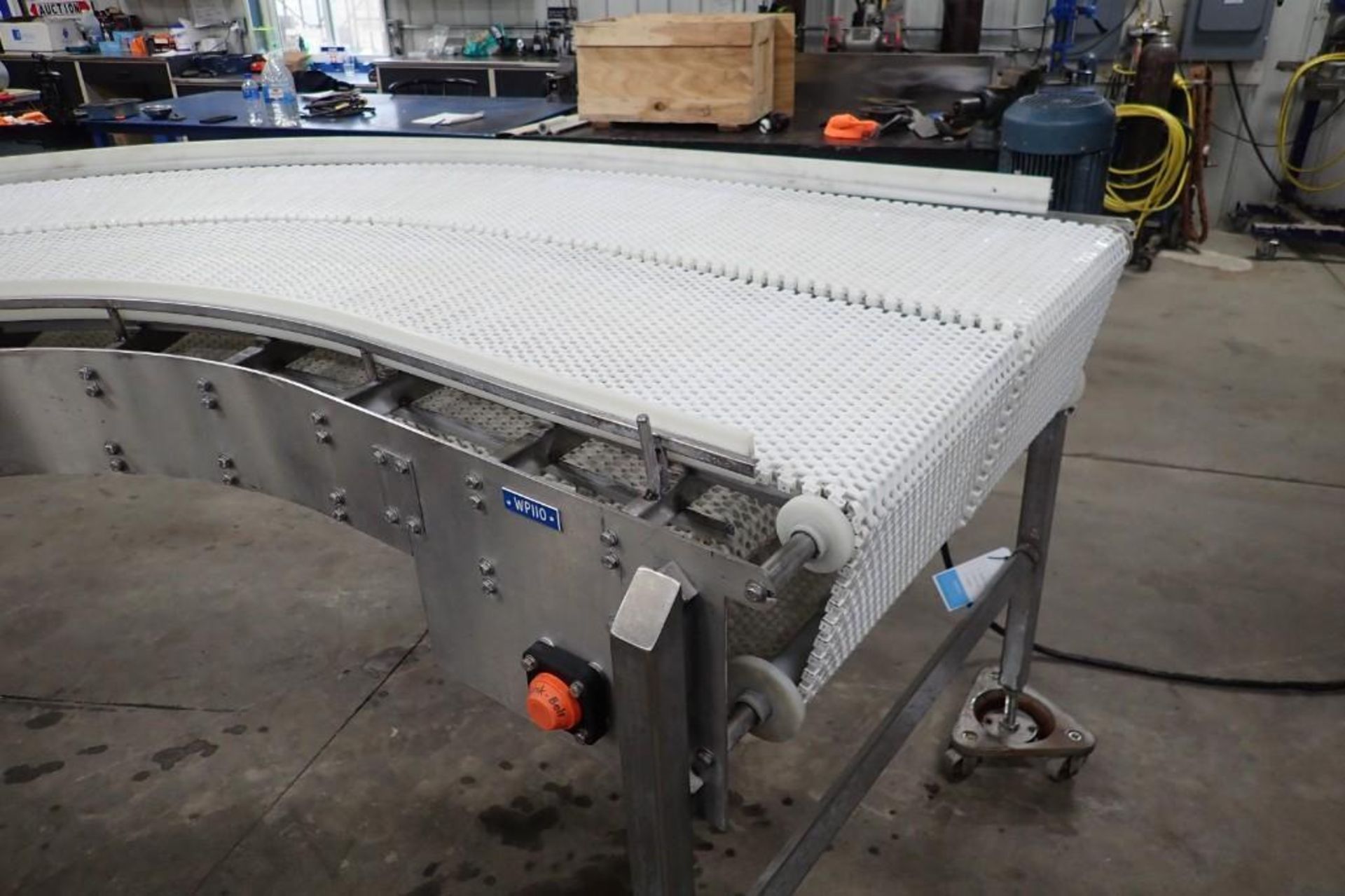 Dual Lane 90 Degree Conveyor - Image 15 of 24