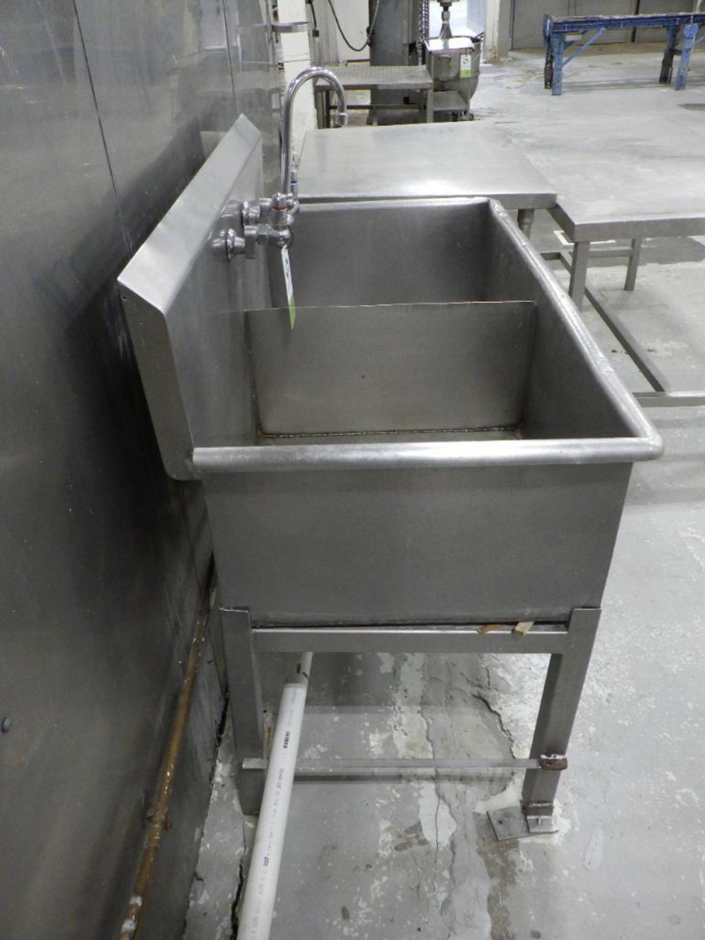 SS 2-Compartment Wash Sink - Image 9 of 10
