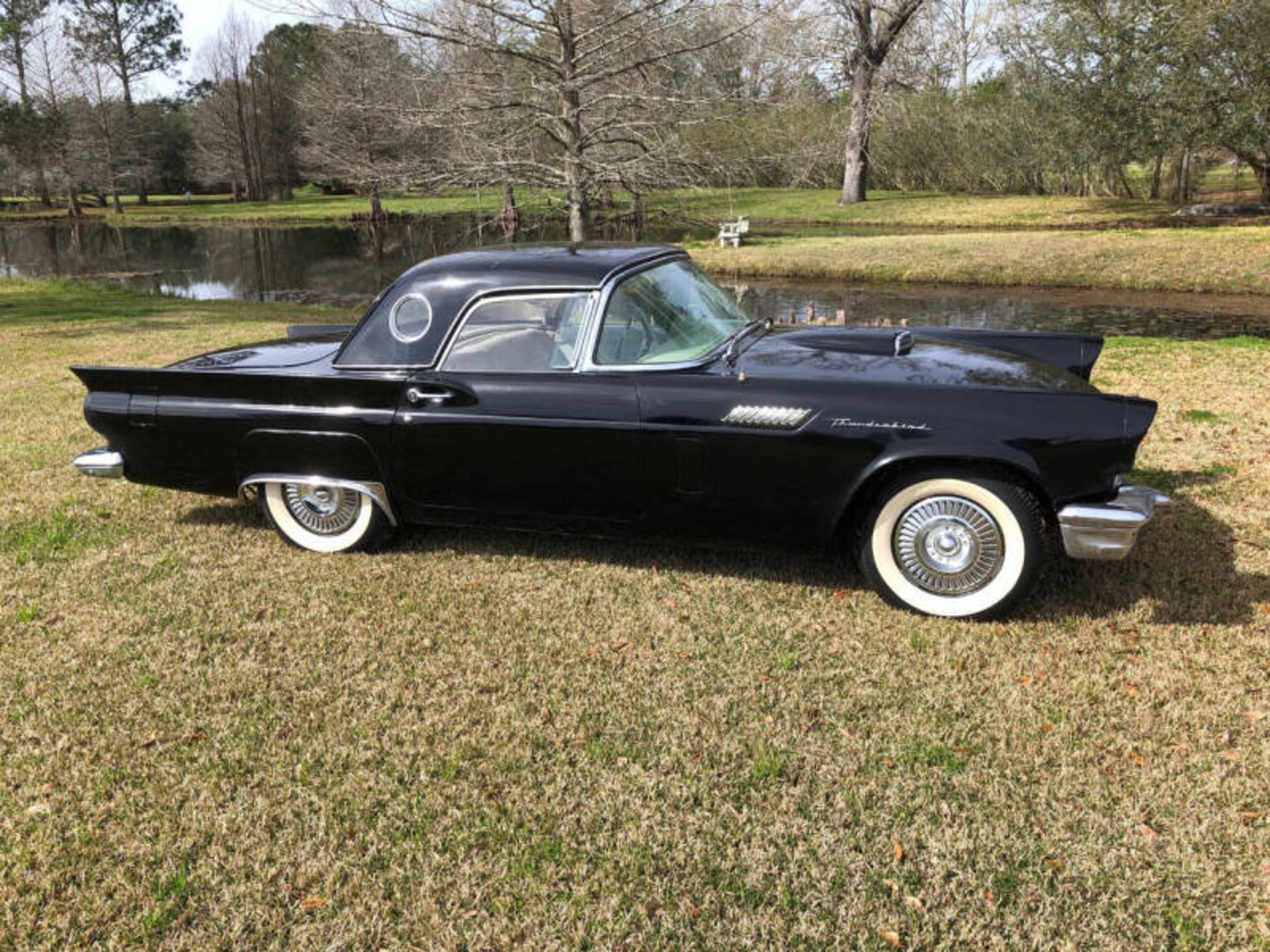 1957 Ford Thunderbird E-Code Convertible - Image 4 of 13