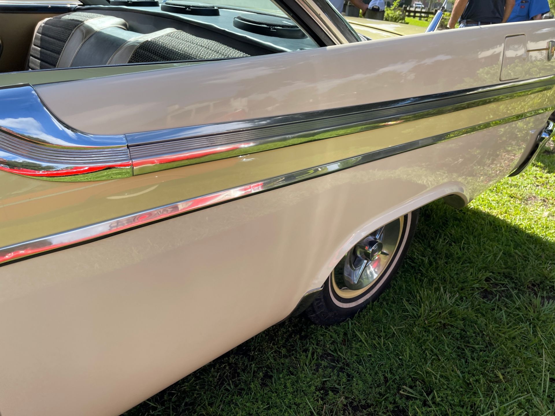 1957 Dodge Royal Lancer Custom Coupe - Image 7 of 21