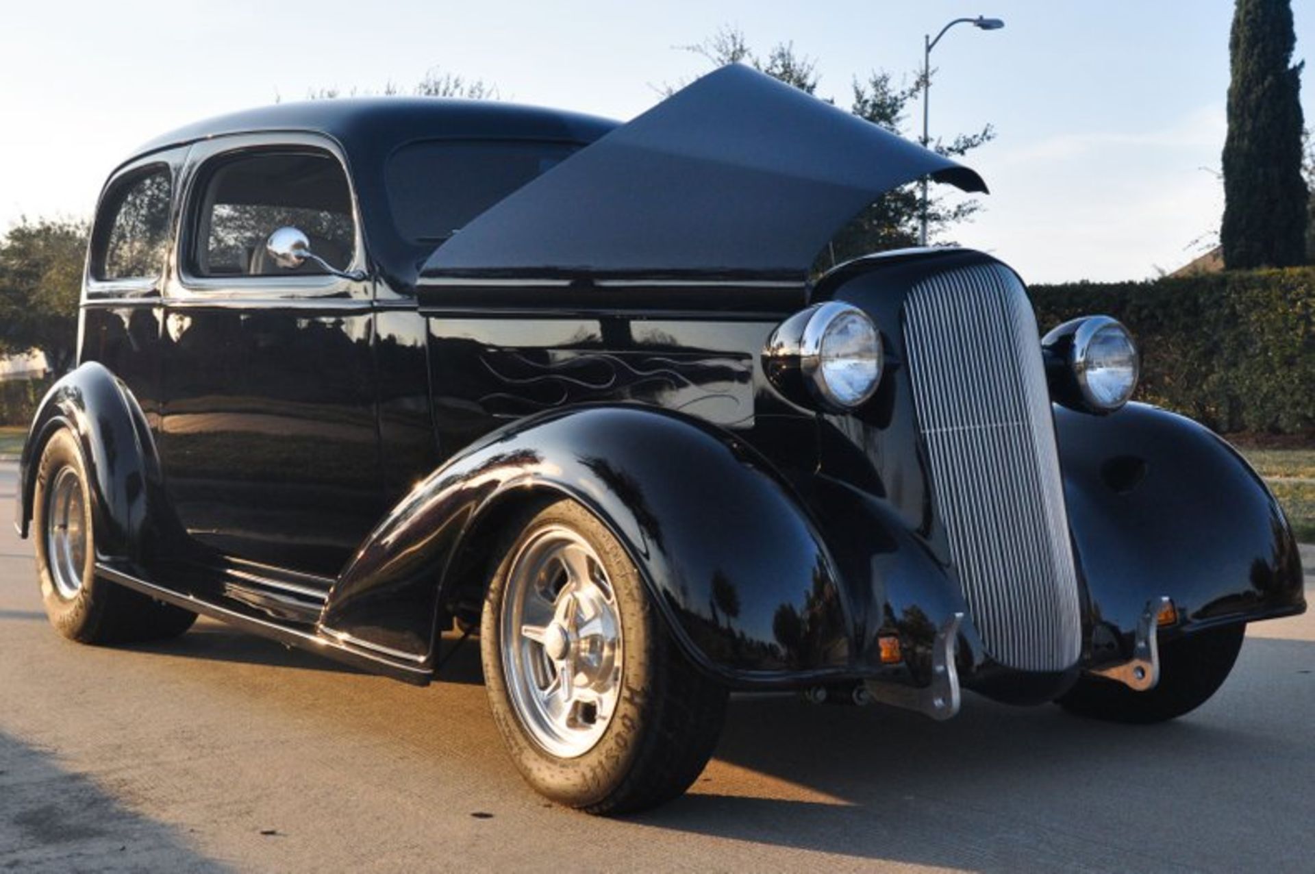 1936 Chevrolet Master Deluxe Street Rod - Image 4 of 47