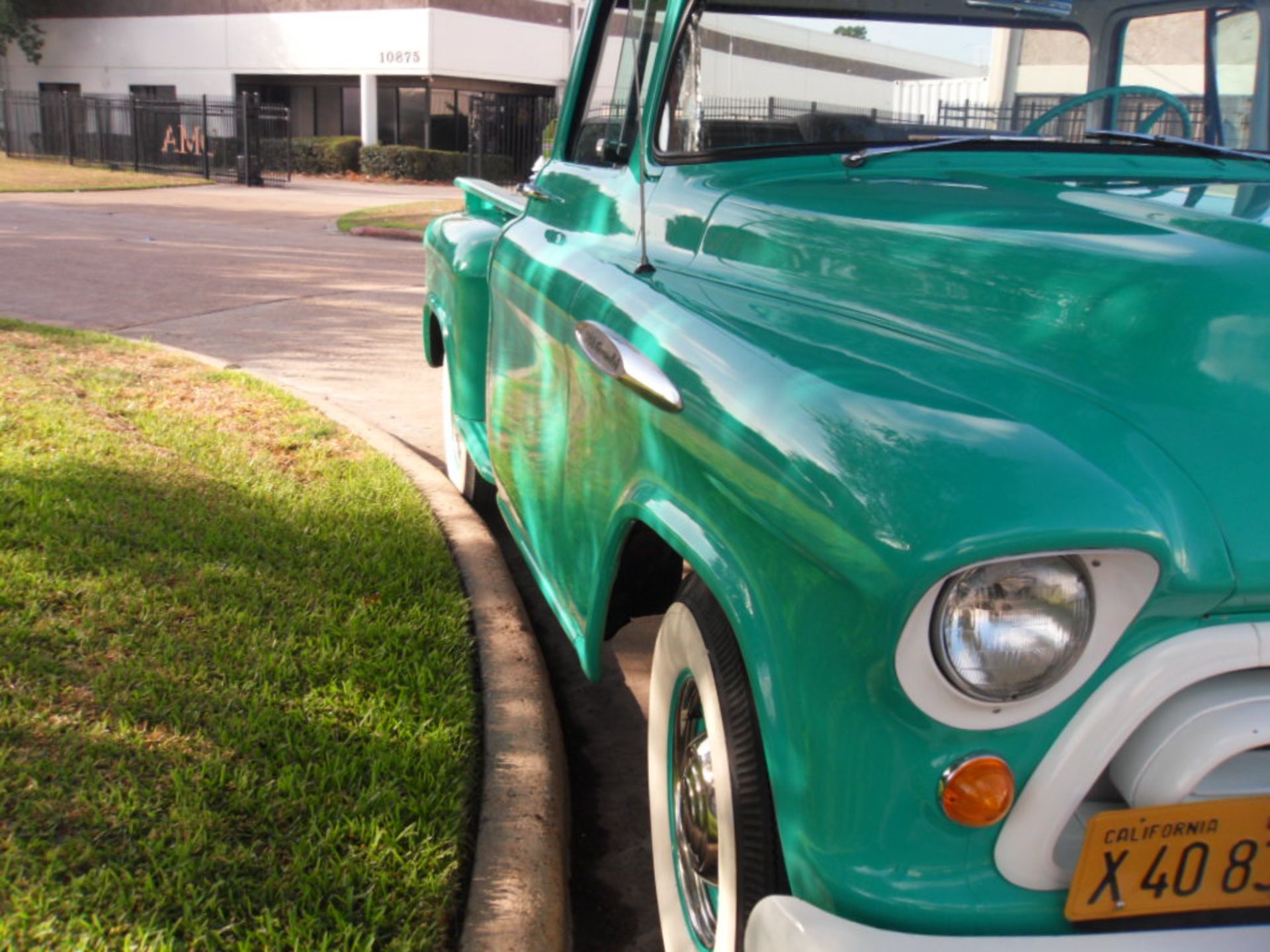 1957 Chevrolet 3100 Stepside Pickup - Image 7 of 32