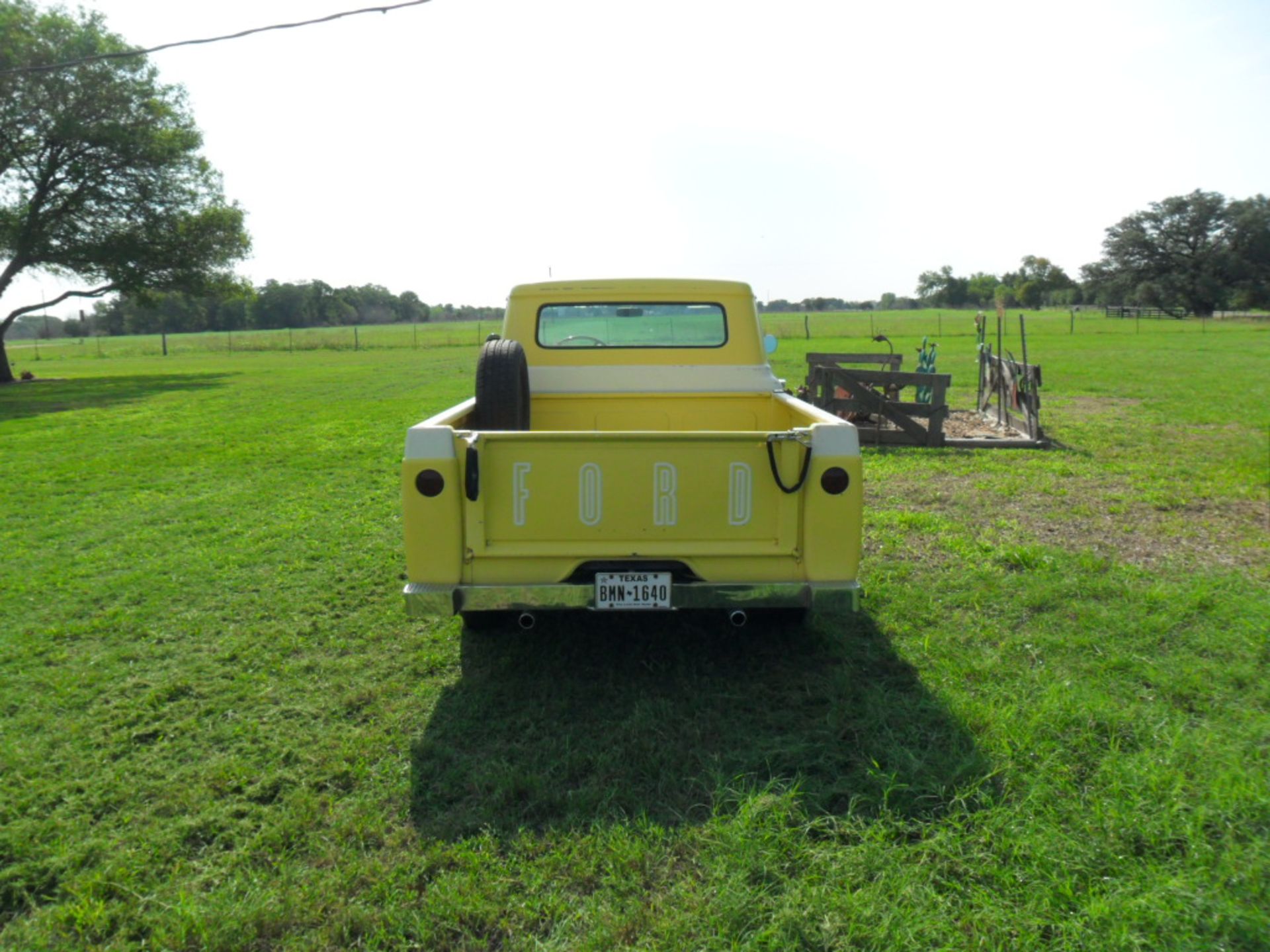 1959 Ford F100 Custom Cab Shortbed Pickup - Image 6 of 36