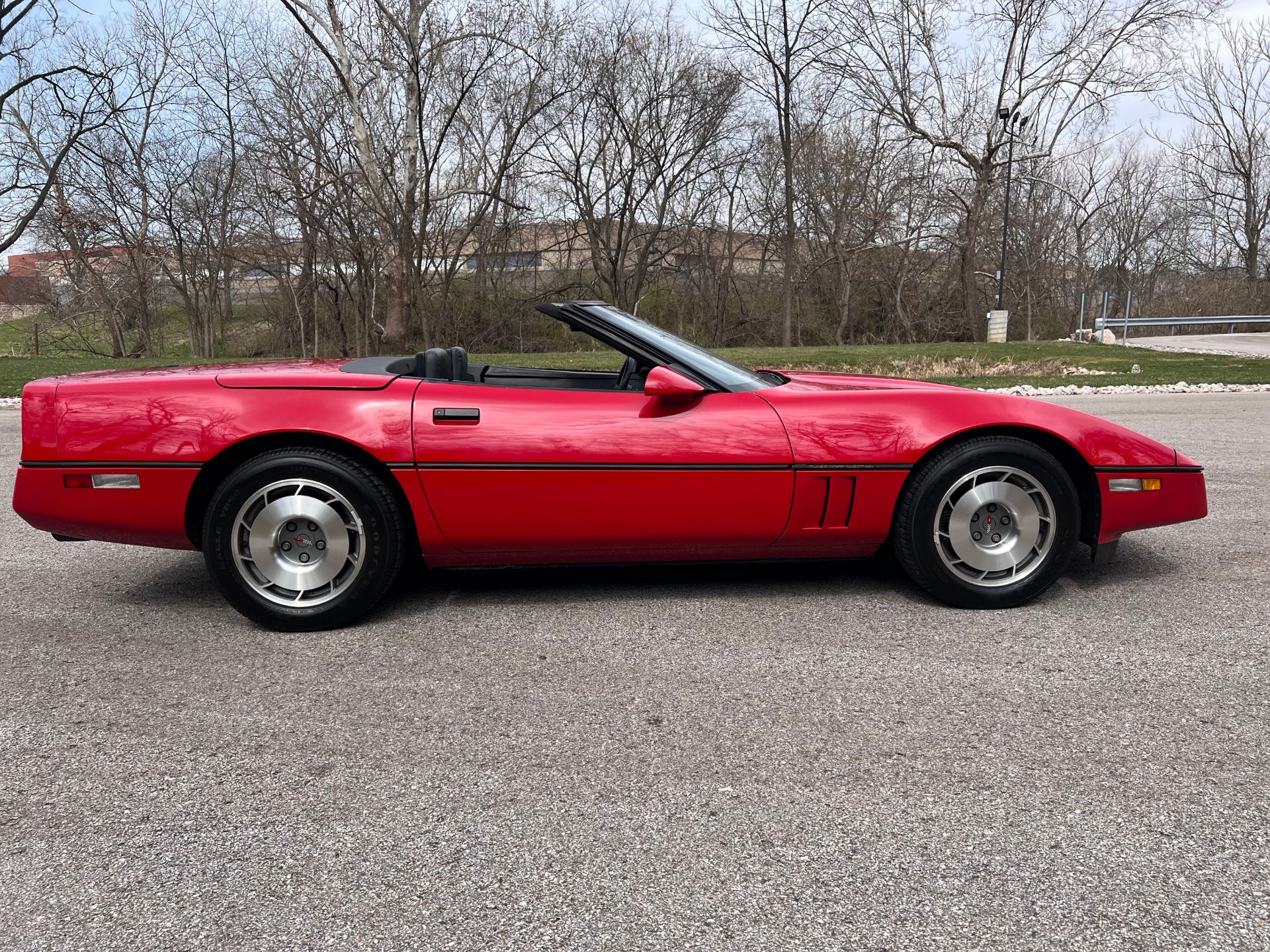 1987 Chevrolet Corvette Convertible - Image 3 of 47