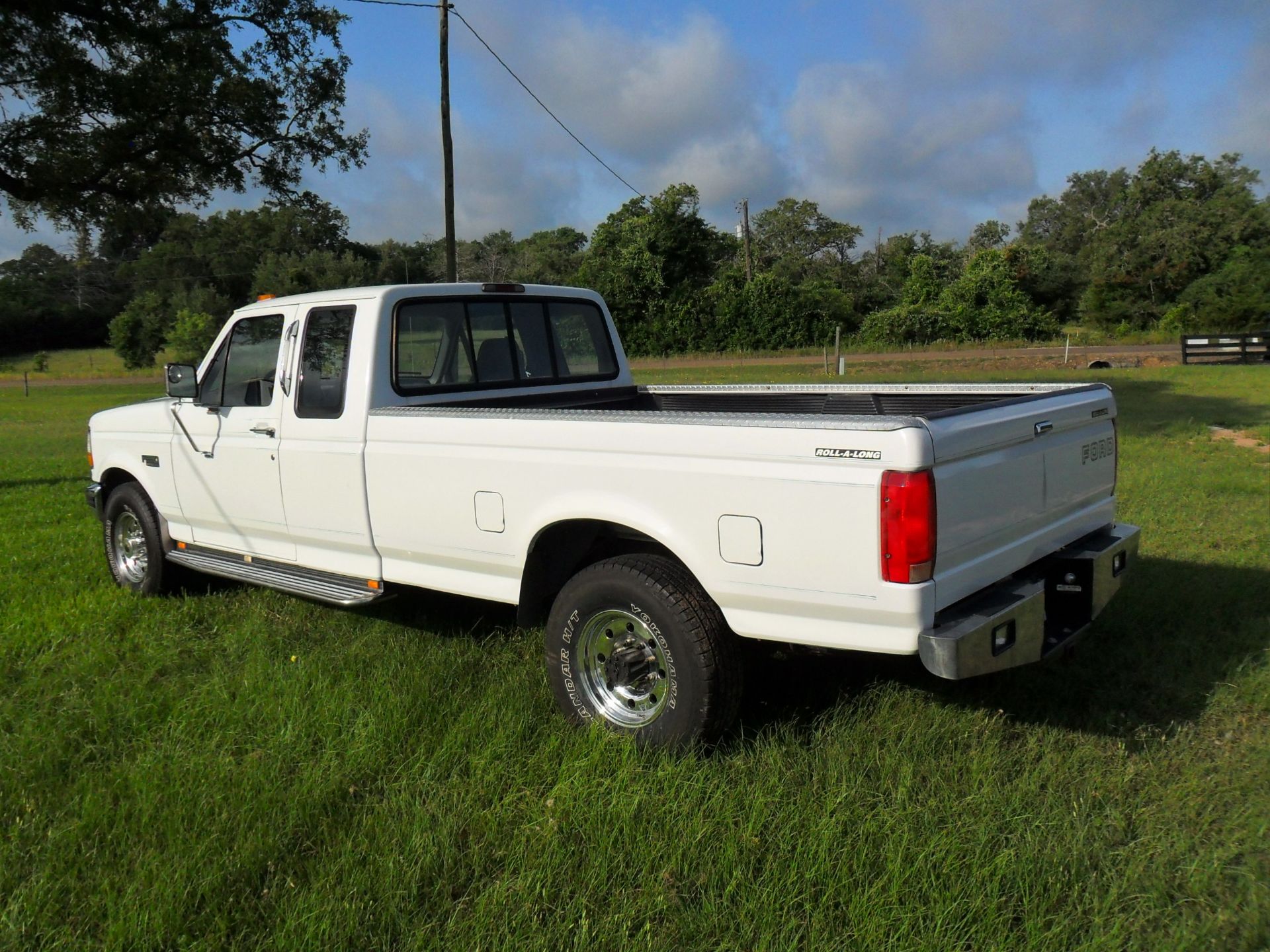 1995 Ford F250 Roll-A-Long Special Edition Pickup - Image 8 of 37