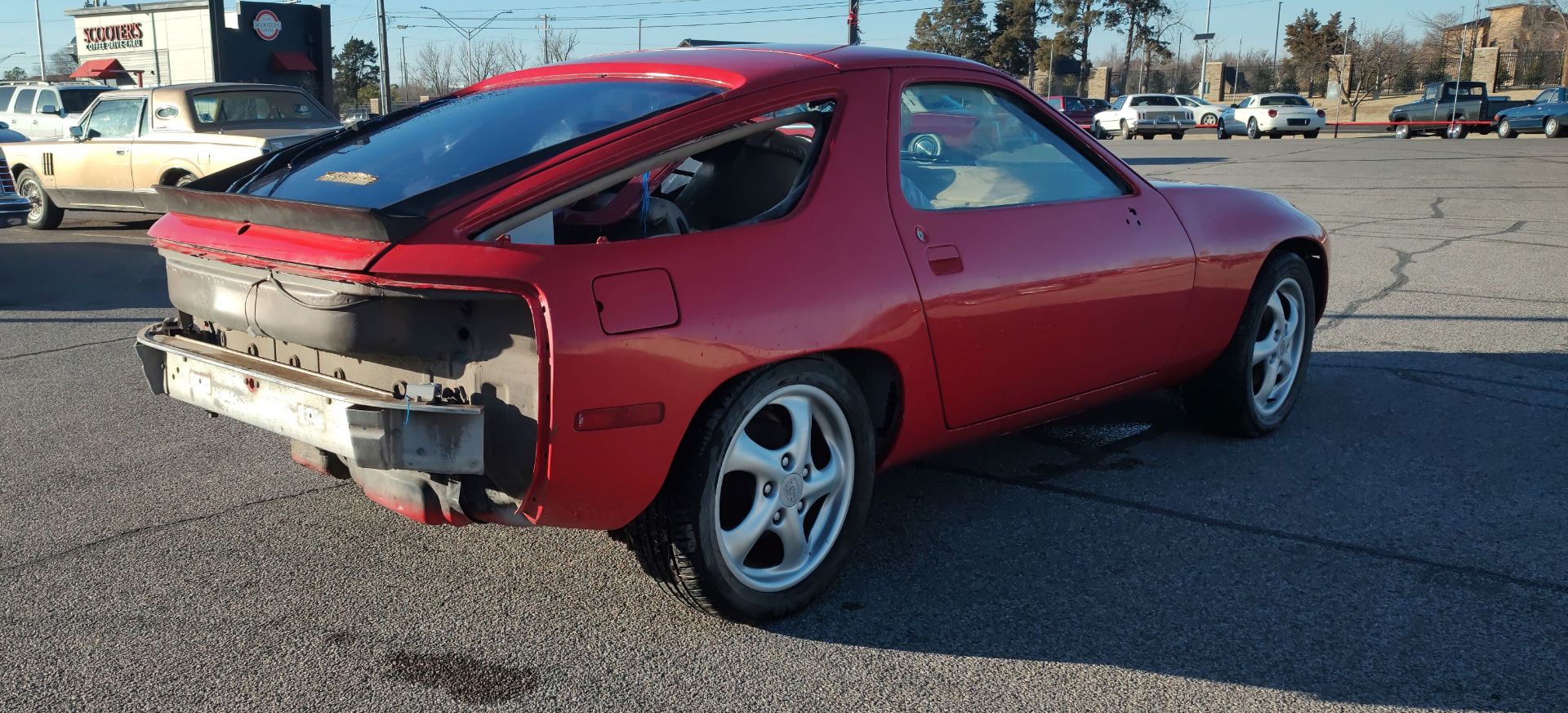 1983 Porsche 928 PROJECT CAR - Image 4 of 14